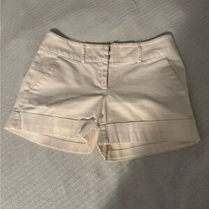 New York & Company white Women's Shorts